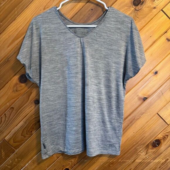 Icebreaker Women's Gray Short Sleeve Tee Size Small - Picture 1 of 4